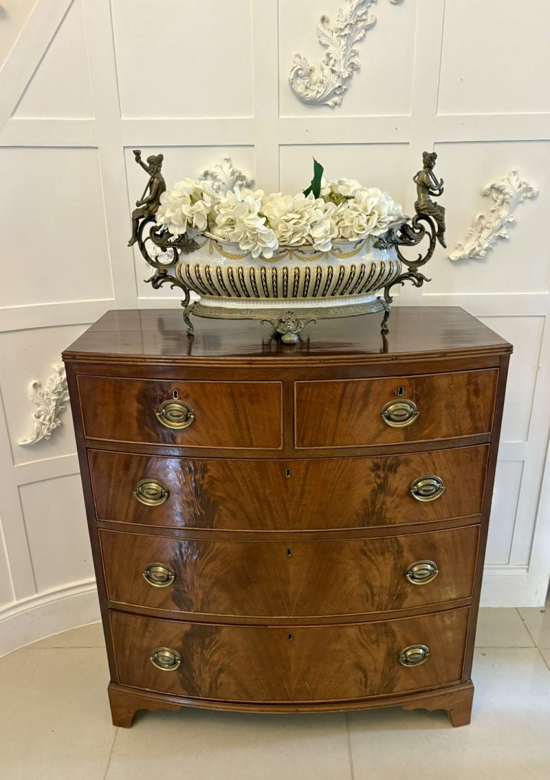 Antique George III Quality Figured Mahogany Bow Fronted Chest of 5 Drawers - Image 8